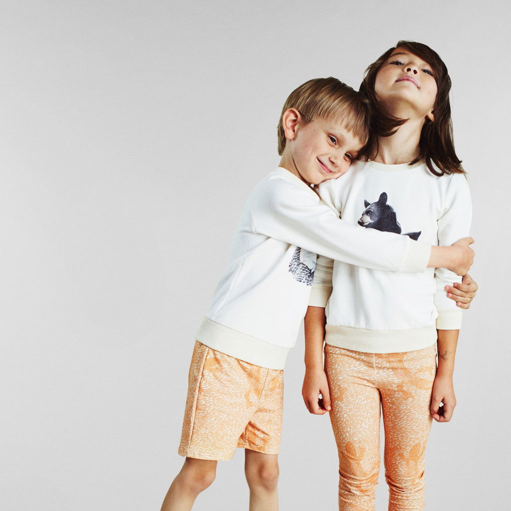 Bear sweatshirt (size 4-5Y)